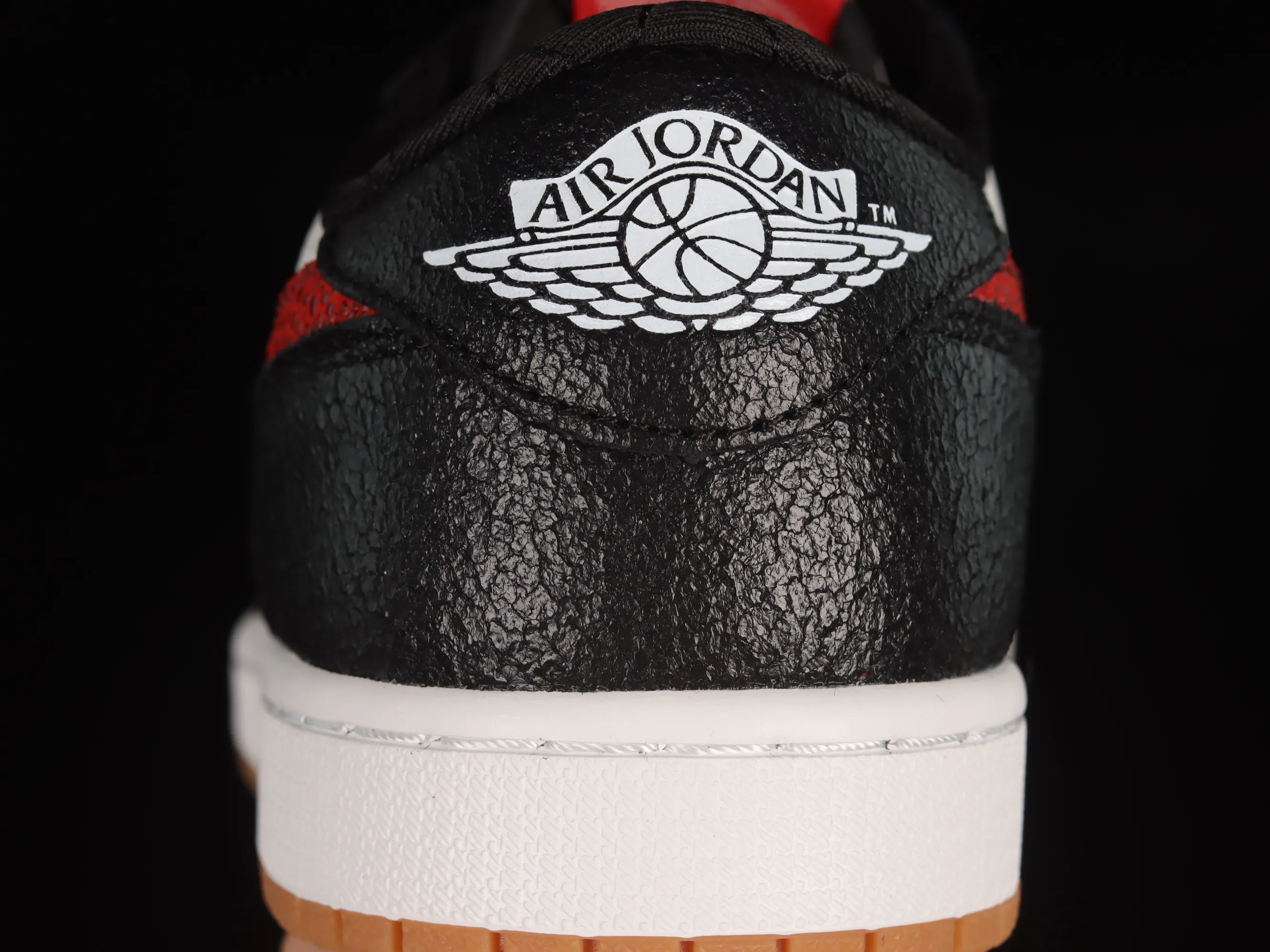 All categories Air Jordan Jordan series basketball shoes Air Jordan 1 Low Z version Air Jordan 1 Low AJ1 Joe 1 black and white red burst pattern low-top cultural basketball shoes DZ0798-108